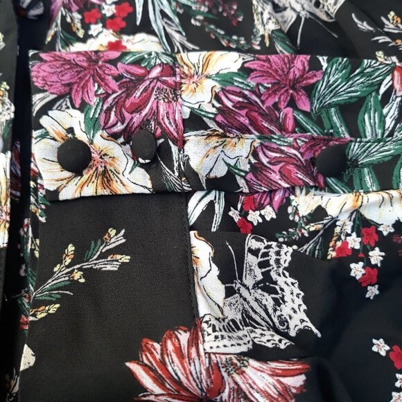 Torrid Black Floral Blouse Plus Size Top Sz 3 (3X) - Picture 4 of 8